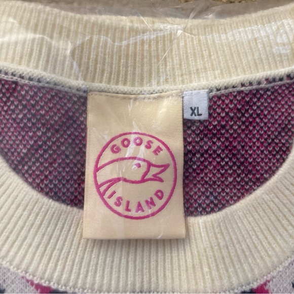 Unisex Beer Hug by Goose Island Ugly Sweater - Picture 4 of 4